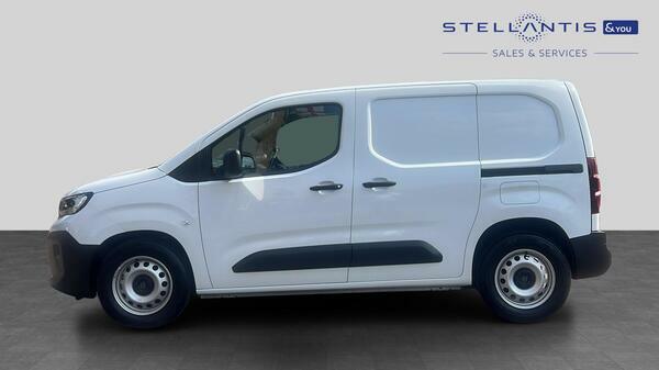 Peugeot E-Partner 800 52Kwh Professional Standard Panel Van Elec YB74JZG #6