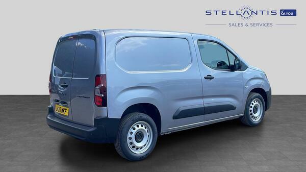 Peugeot Partner 1.5 Professional-plus Panel Van #3