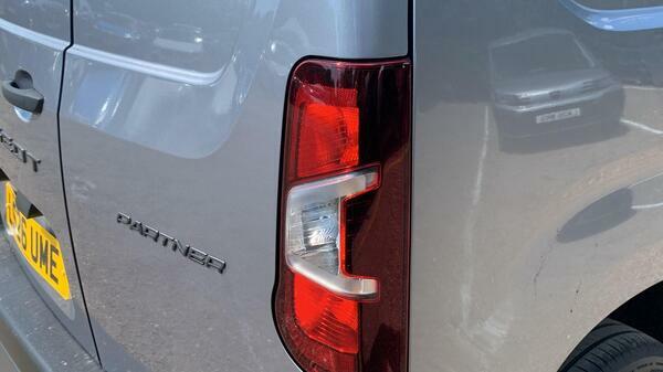 Peugeot Partner 1.5 Professional-plus Panel Van M #5