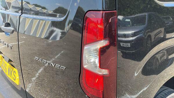 Peugeot Partner 1.5 Professional-plus Panel Van M #5