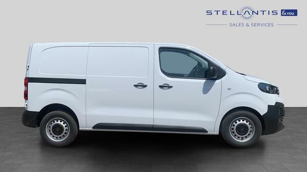 Peugeot Expert 1.5 Professional Panel Van 6Dr M Eur #2