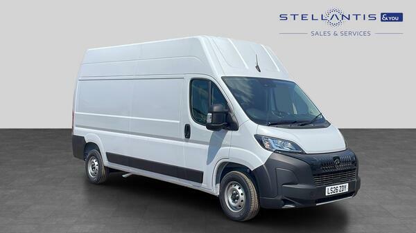 Peugeot Boxer 2.2 Bluehdi 335 Professional Panel Van