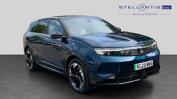 Vauxhall Grandland 73Kwh Ultimate Suv 213 Ps
