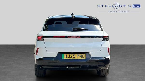 Vauxhall Grandland 73Kwh Ultimate Suv 213 Ps #4
