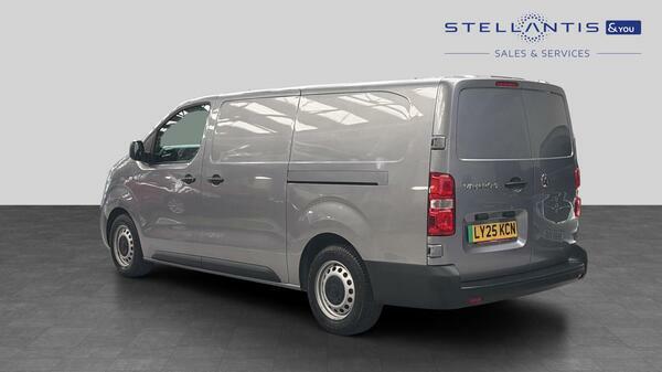Vauxhall Vivaro 3100 75Kwh Dynamic Panel Van 6Dr L2 #6