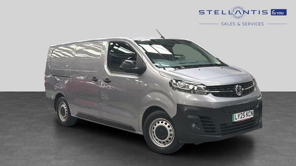 Vauxhall Vivaro 3100 75Kwh Dynamic Panel Van 6Dr L2
