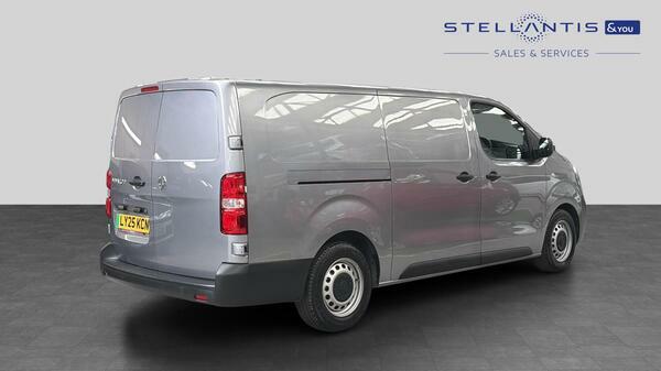 Vauxhall Vivaro 3100 75Kwh Dynamic Panel Van 6Dr L2 #3