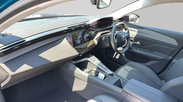 Peugeot 408 1.2 Puretech Allure Fastback Eat Euro 6  #15