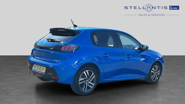 Peugeot 208 1.2 Puretech Allure Hatchback Eu MT21WJV #3