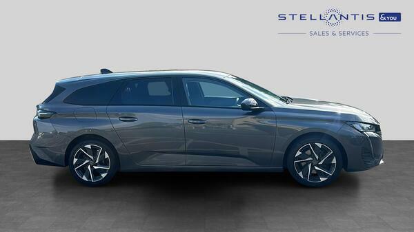 Peugeot 308 SW 1.2 Puretech Allure Premium Estate Eat #2
