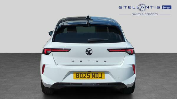 Vauxhall Astra 1.2 Turbo Ultimate Hatchback Euro BD25NDJ #4