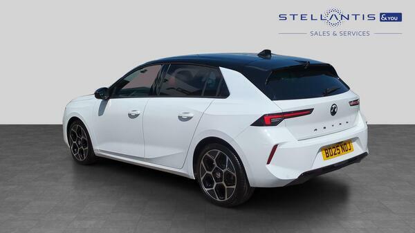 Vauxhall Astra 1.2 Turbo Ultimate Hatchback Euro BD25NDJ #6