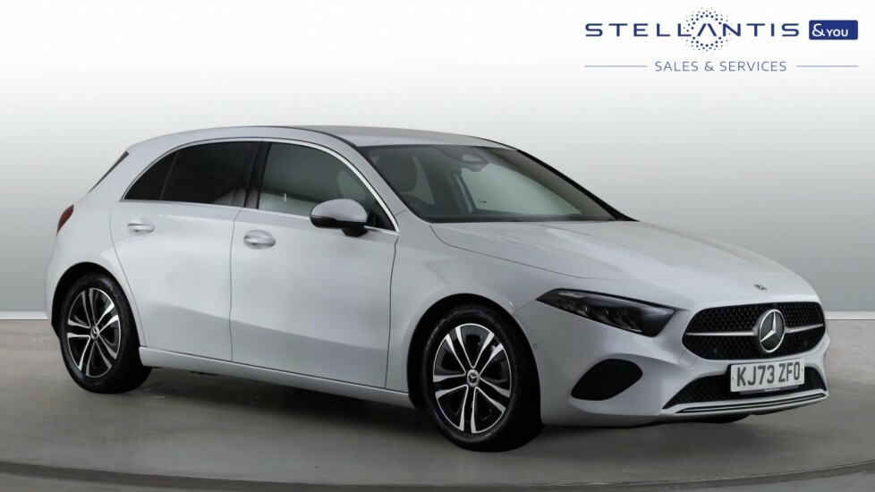 Mercedes-Benz A Class 1.3 A180h Mhev Sport Executive Hatchback Pet White