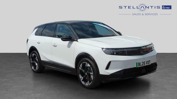 Vauxhall Grandland 73Kwh Ultimate Suv 213 Ps