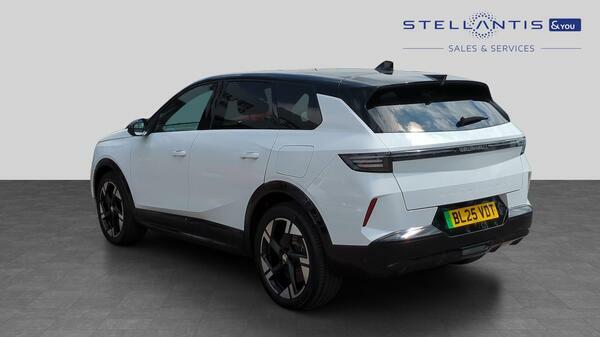 Vauxhall Grandland 73Kwh Ultimate Suv 213 Ps BL25VDT #6