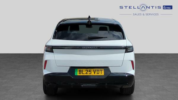 Vauxhall Grandland 73Kwh Ultimate Suv 213 Ps BL25VDT #4