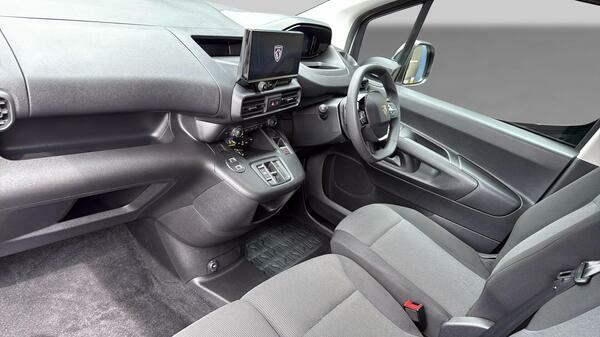 Peugeot E-Partner Mpv White #14