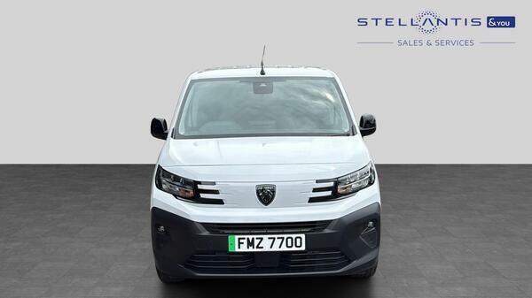 Peugeot E-Partner Mpv White #9