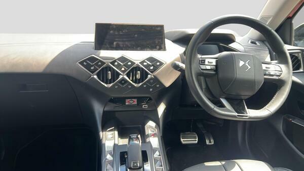 DS DS 3 E-tense 54Kwh Performance Line Grey #38