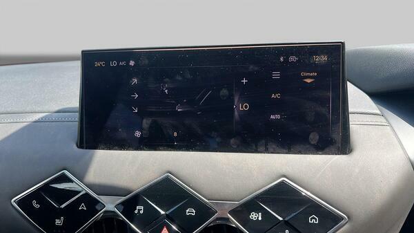 DS DS 3 E-tense 54Kwh Performance Line Grey #27