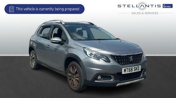 Peugeot 2008 1.2 Puretech Allure Premium Suv 