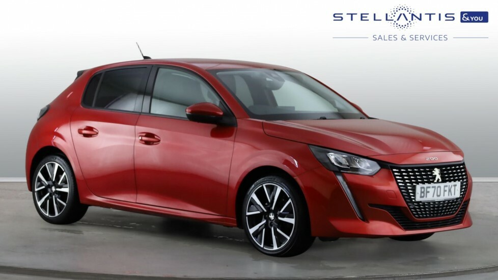 Peugeot 208 1.2 Puretech Allure Hatchback Eu