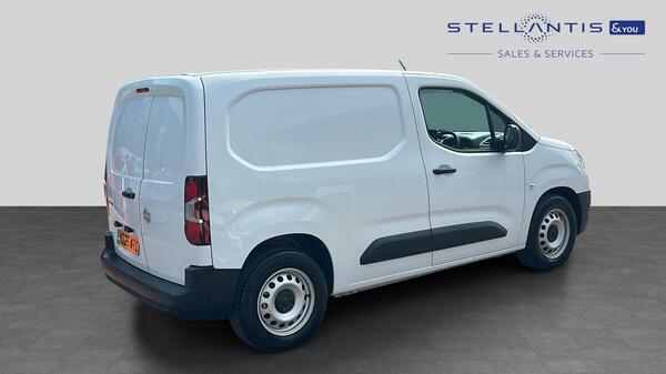 Vauxhall Combo-e Life 2300 50Kwh Prime Panel Van L1 7  #3