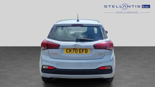 Hyundai I20 1.2 Se Launch Edition Hatchback #4