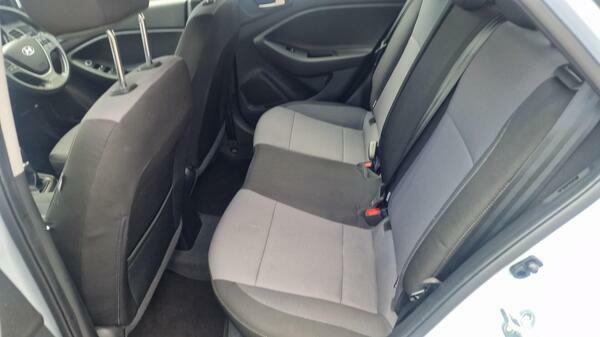Hyundai I20 Hatchback #38