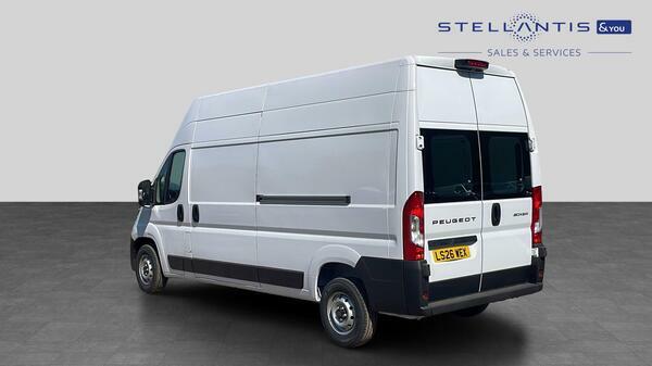 Peugeot Boxer 2.2 Bluehdi 335 Professional Panel Van  #5