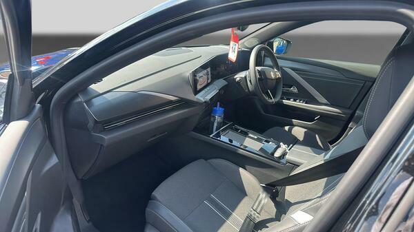 Vauxhall Astra Automatic Silver #15