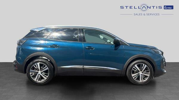 Peugeot 3008 1.5 Bluehdi Allure Premium Suv Eat Euro RV22AEC #2