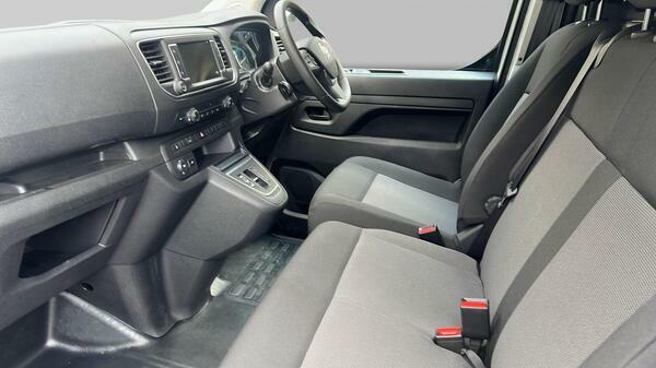 Vauxhall Vivaro Pro  #28
