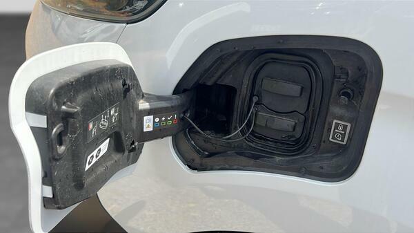 Vauxhall Vivaro Pro  #44