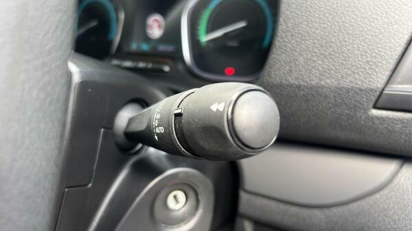 Vauxhall Vivaro Pro  #20