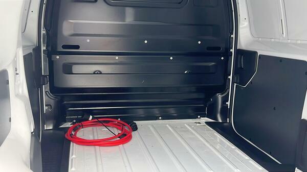 Vauxhall Vivaro Pro  #42