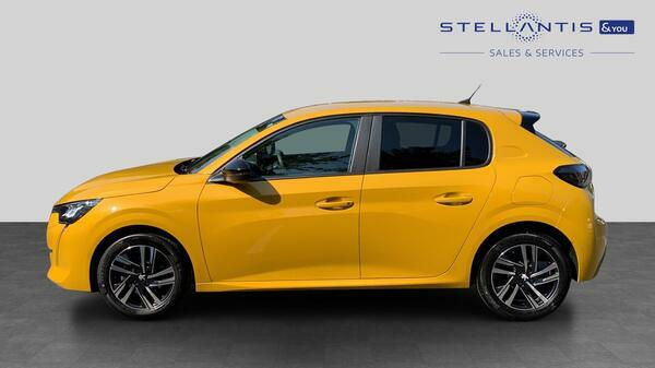 Peugeot 208 1.2 Puretech Active Premium Hatchback LC23JJW #6