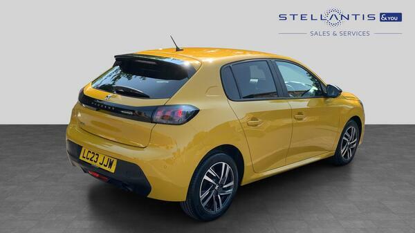 Peugeot 208 1.2 Puretech Active Premium Hatchback LC23JJW #3