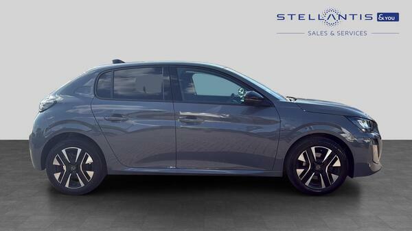 Peugeot 208 1.2 Puretech Allure Hatchback Eu WF25VFC #2