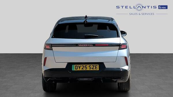 Vauxhall Grandland 73Kwh Gs Suv 213 Ps DY25SZE #4