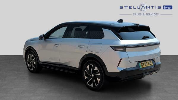 Vauxhall Grandland 73Kwh Gs Suv 213 Ps DY25SZE #6