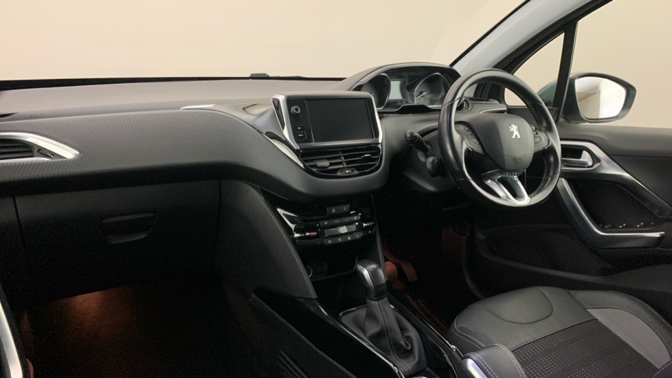 Peugeot 2008 1.5 Bluehdi Allure Premium Suv E Grey #2