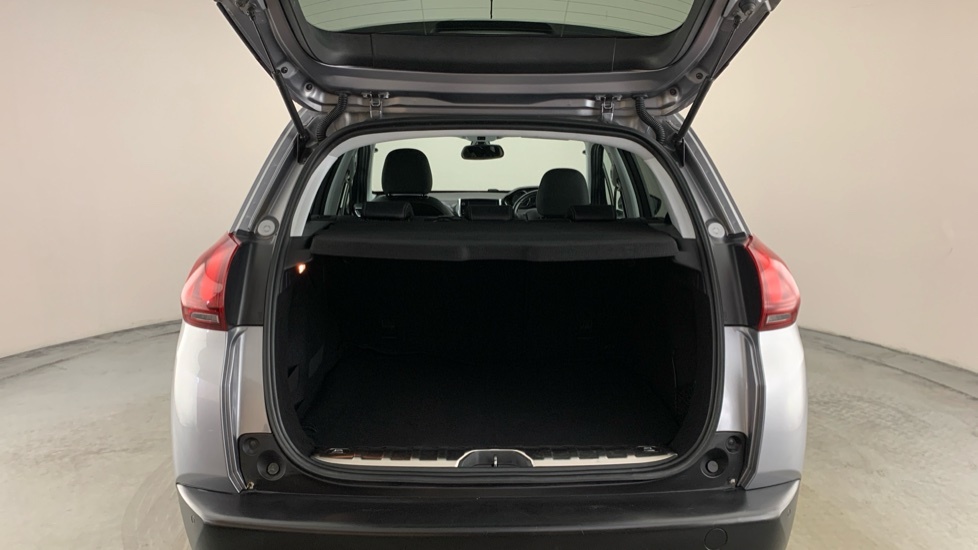 Peugeot 2008 1.5 Bluehdi Allure Premium Suv E Grey #5