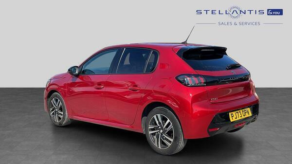 Peugeot 208 1.2 Puretech Allure Premium Hatchback PJ73OPW #6