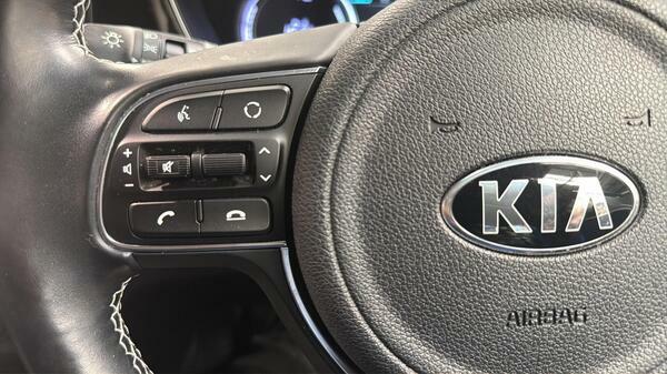 Kia e-Niro 64Kwh 4 Suv Black #20