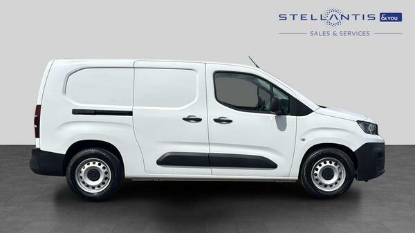 Peugeot E-Partner Mpv White #8