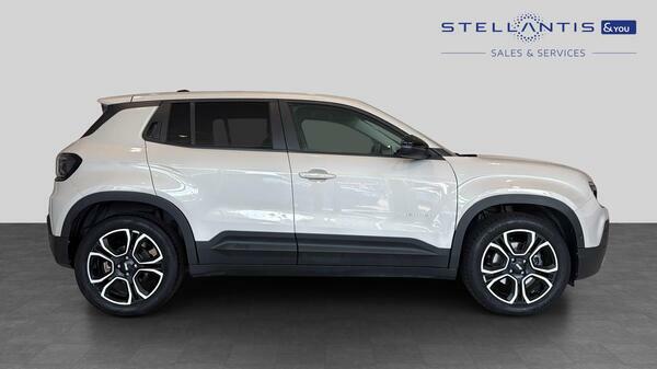 Jeep Avenger 54Kwh E-summit Suv 156 Ps KX25GVN  #2