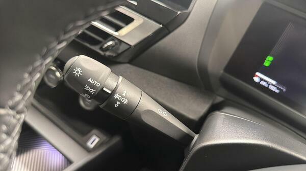 Citroen e-C4 100Kw E-series 50Kwh White #21