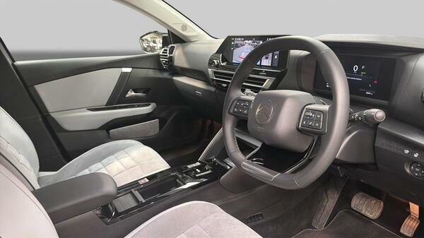 Citroen e-C4 100Kw E-series 50Kwh White #31