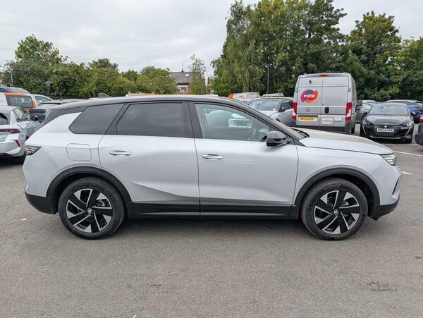 Vauxhall Grandland 1.2 Ultimate Suv Hybrid E-dct Euro 6 S  #4